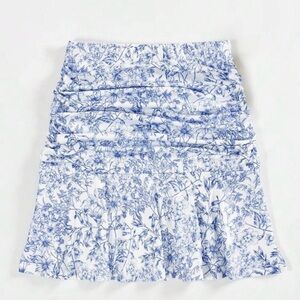 Floral Blue and White Women's Set